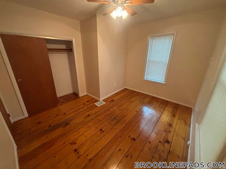 Building Photo - 258 Cypress St