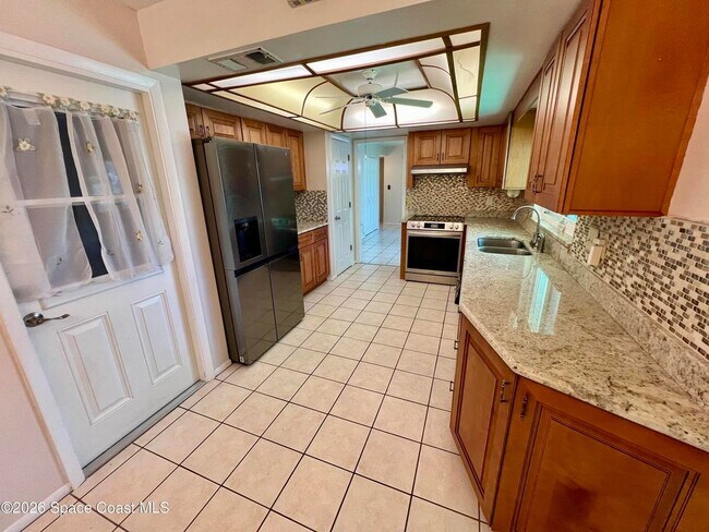Building Photo - 1497 Krin Ct NE