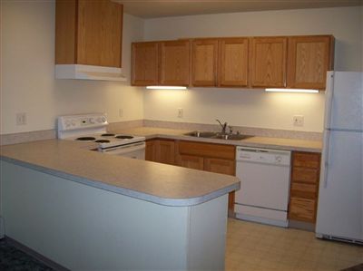 Building Photo - Creekside at Alyeska