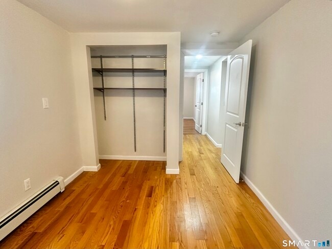 Building Photo - 49 Pleasant St