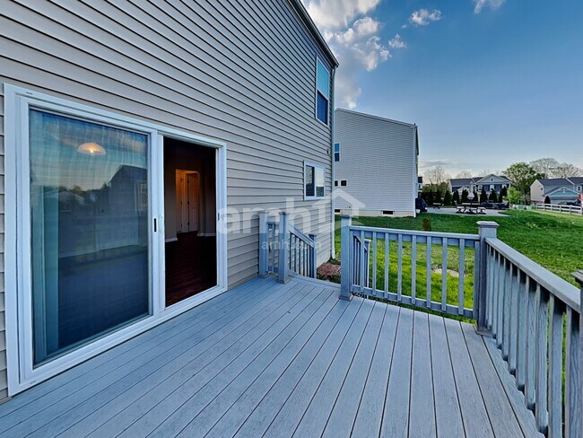 Building Photo - 4190 Brookdale Ct