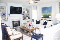 Building Photo - 157 Gallery Way