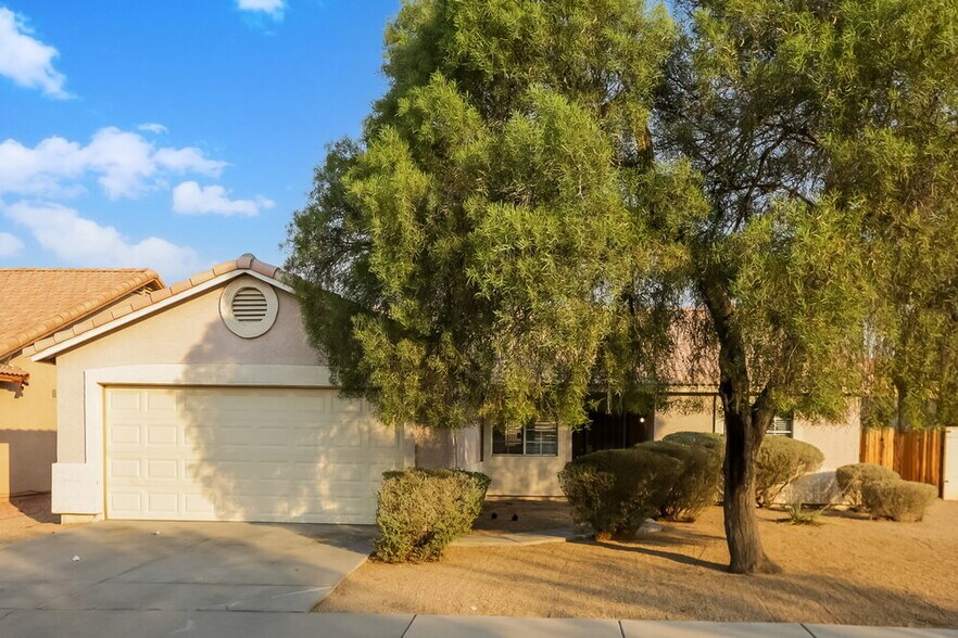 Primary Photo - 2030 N 87th Dr