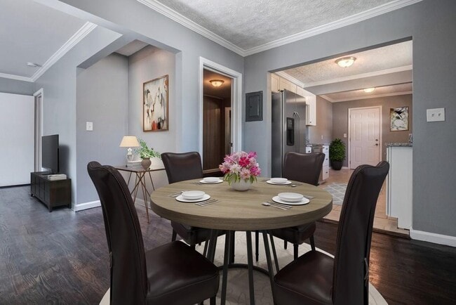 Building Photo - 120 Burbank Dr NW