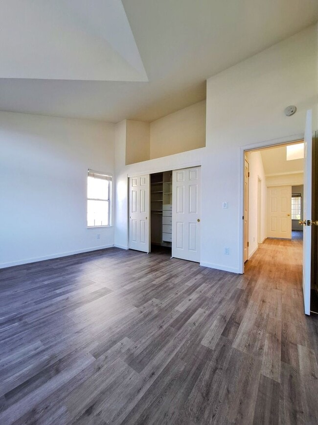Building Photo - 802 Schooner Bay Dr