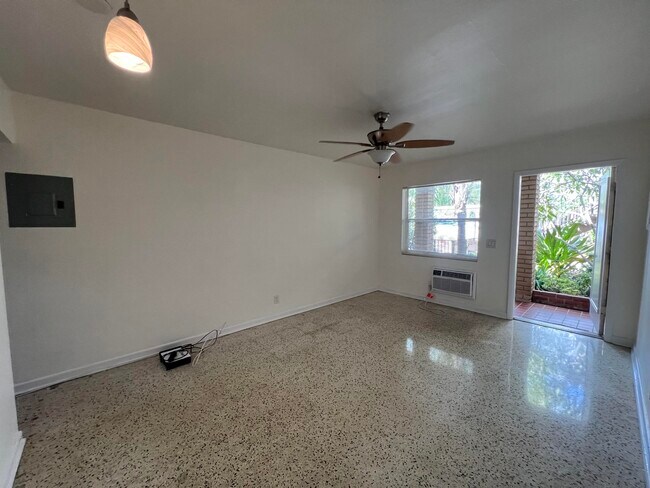 Building Photo - 311 Inlet Way