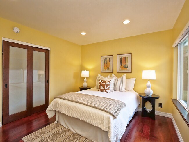 Building Photo - 30256 Avenida Selecta