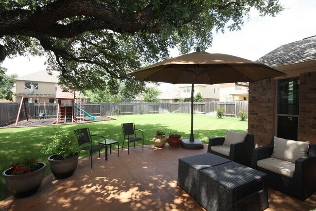 Building Photo - 2839 Nolina Ln