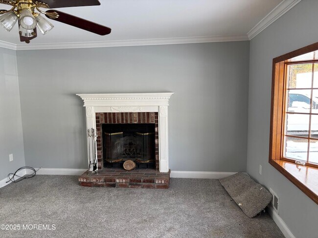 Building Photo - 148B Bayshore Drive Unit B