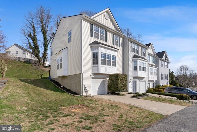 Building Photo - 8227 Moffat Run