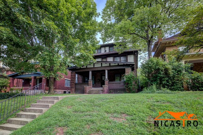 Building Photo - 202 Frambes Ave