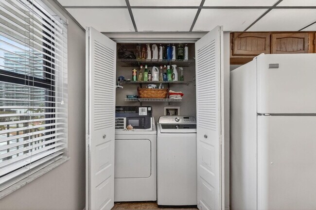 Building Photo - 2029 N Ocean Blvd