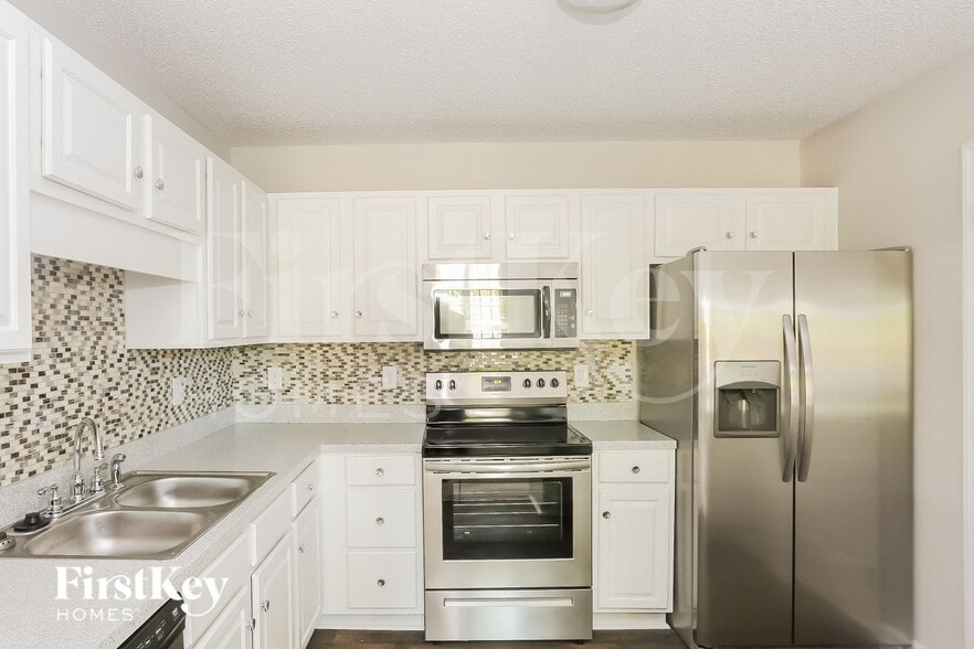 Building Photo - 4159 Old Glory Dr