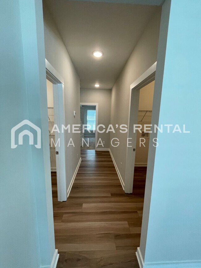 Building Photo - Home for Rent in Cullman, AL!! Available to View Now!!! Sign a 13 Month Lease by 5/15/26 to recei...