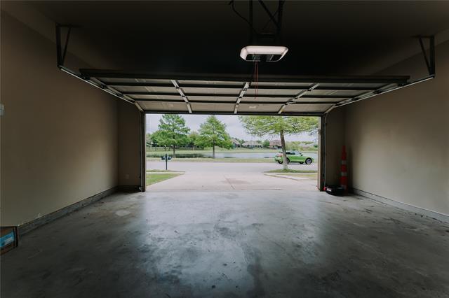 Building Photo - 8132 Black Ash Dr