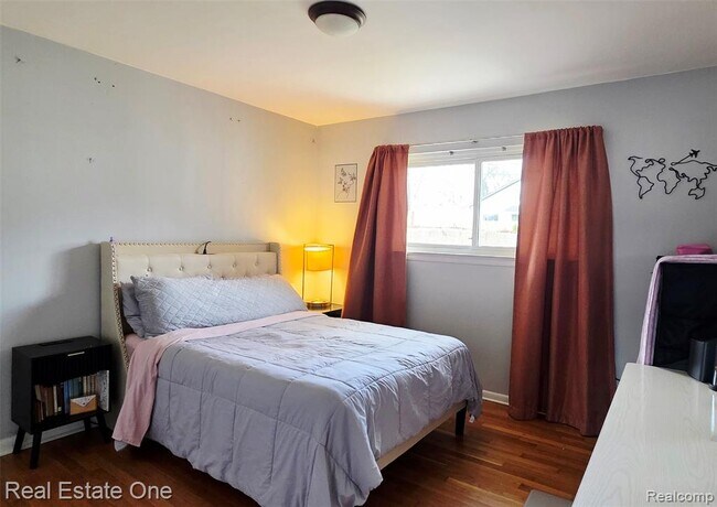 Building Photo - 4217 Crooks Rd