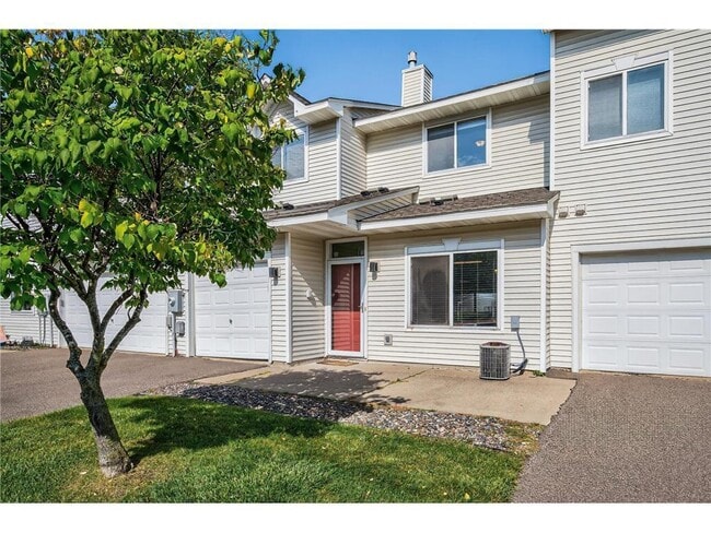 Building Photo - 8983 Sawgrass Glen N