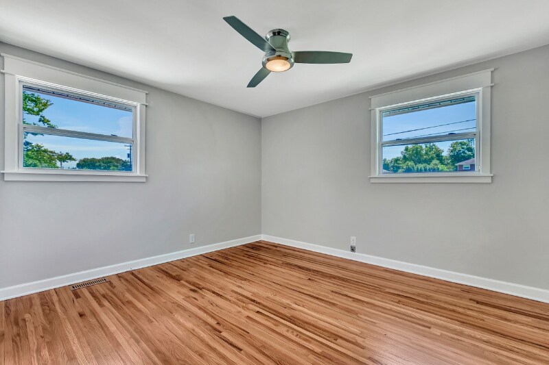 Building Photo - 1019 N Graycroft Ave