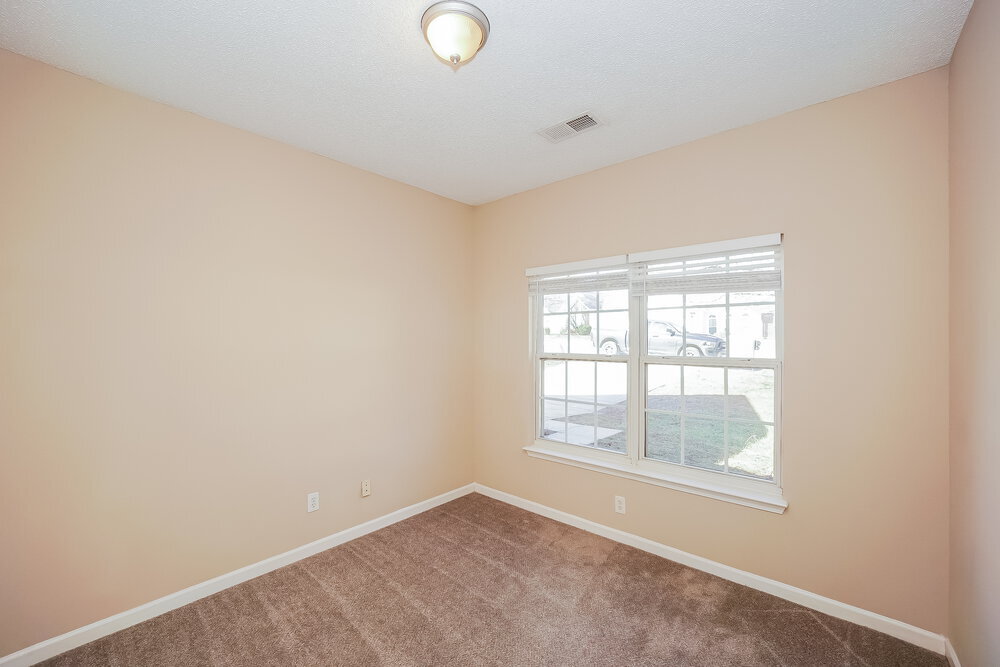 Building Photo - 12330 Summer Creek Ln