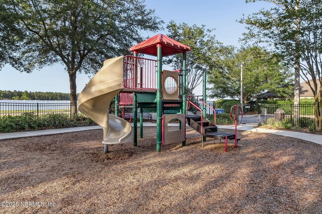 Building Photo - 3356 Canyon Falls Dr