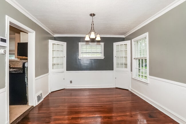 Building Photo - 19600 Milan Dr