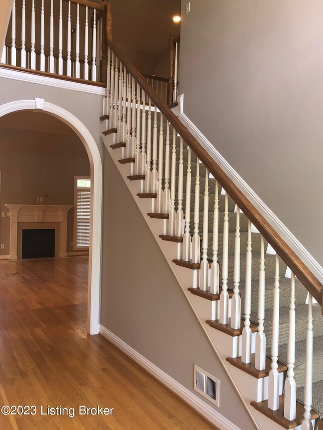 Building Photo - 14404 Academy View Ct