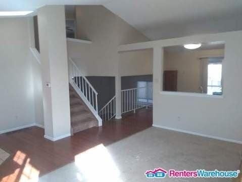 Building Photo - 11470 Jay St