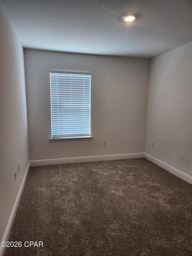 Building Photo - 157 Ellery Ln