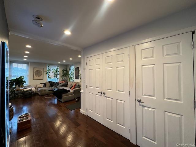 Building Photo - 7 Green St