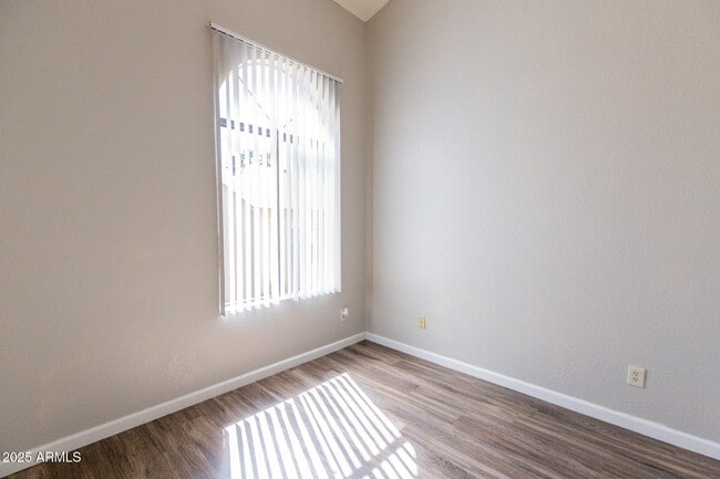 Building Photo - 5236 W Peoria Ave