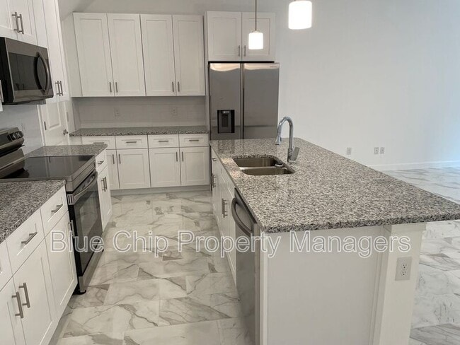 Building Photo - 12101 Via Caselli Ln