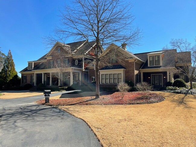 Full Home Vuew - 23 Horseleg Creek Rd SW