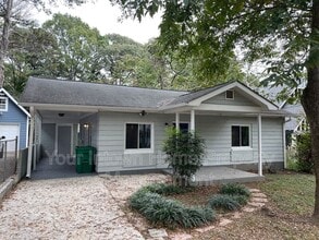 Building Photo - 2110 Cavanaugh Ave SE