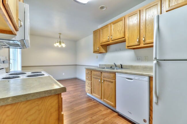 Building Photo - Spacious 3 bedroom, 1 bath home in Urbana ...