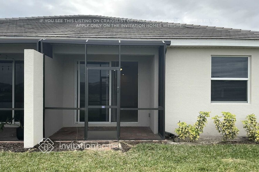 Building Photo - 2235 Dragonfruit Wy