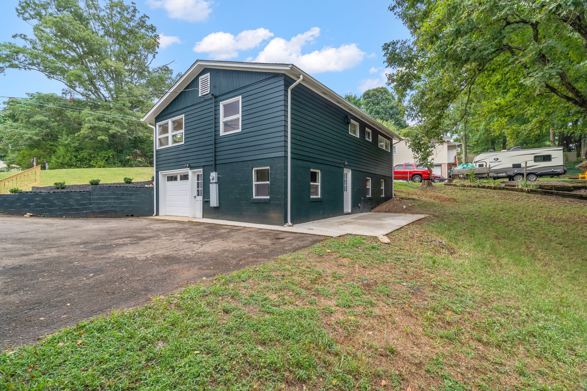 Building Photo - 1316 Huntington Rd