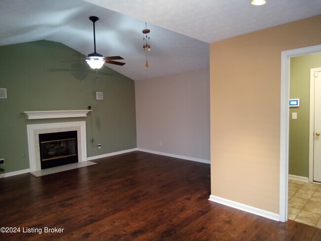 Building Photo - 10143 Spring Gate Dr