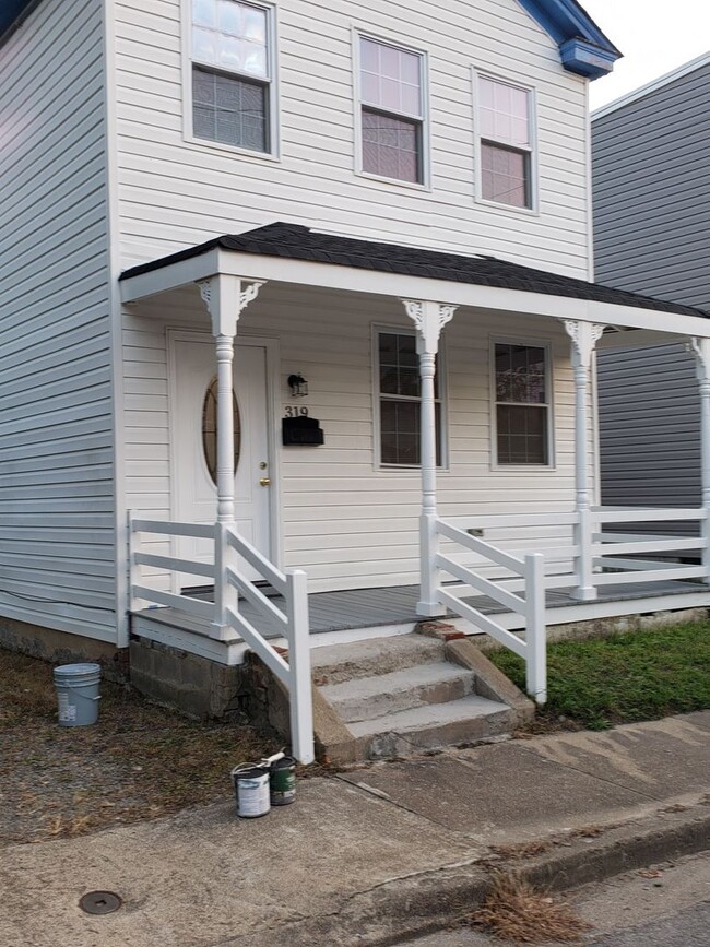 Primary Photo - Available Now! | Charming 4-Bedroom Home |...