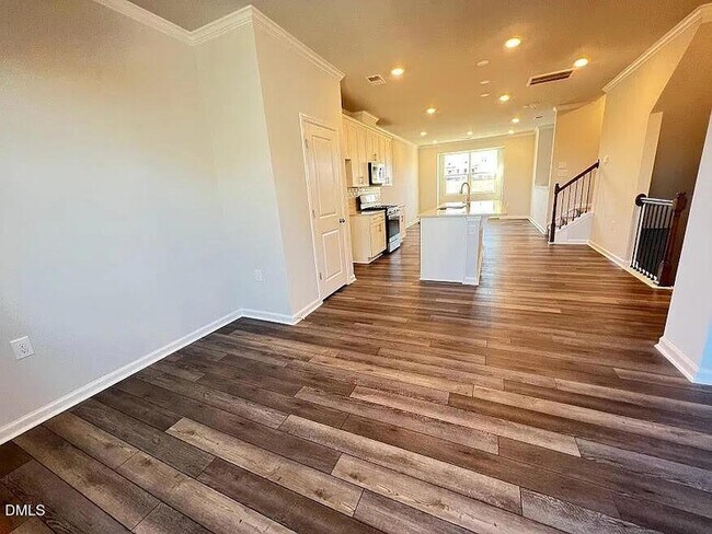 Building Photo - 412 Odham Ln