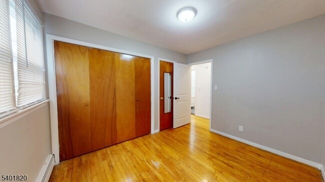 Building Photo - 40 Howard St