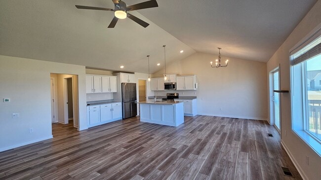 Building Photo - Stunning 4-Bedroom Home in Beautiful Waukee Neighborhood!