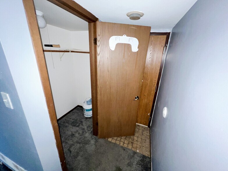 Building Photo - 1259 Cunningham Dr
