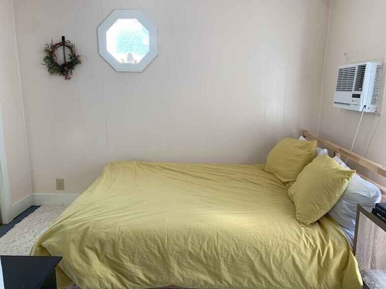 Building Photo - 1329 Connecticut St