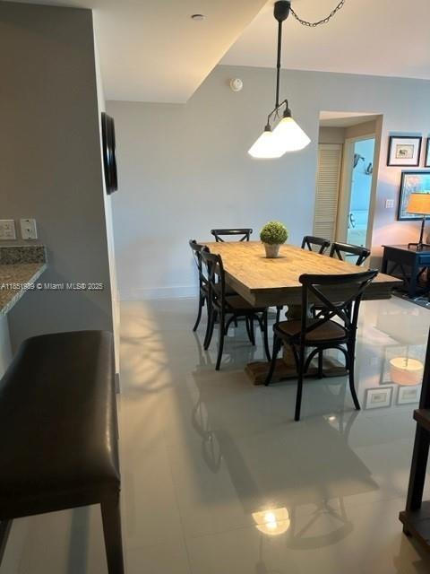 Building Photo - 950 Brickell Bay Dr