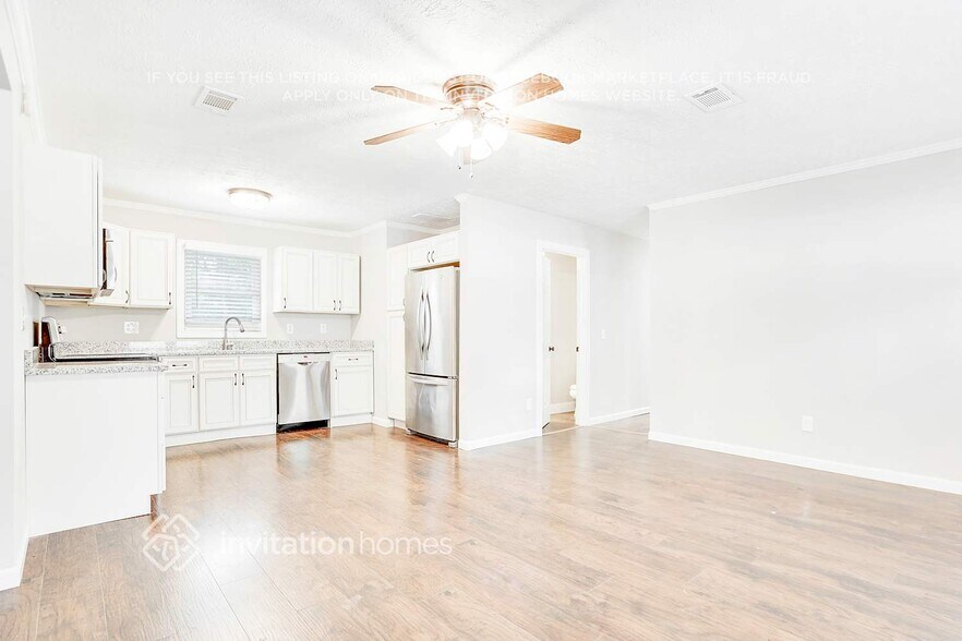 Building Photo - 3772 Villa Ct