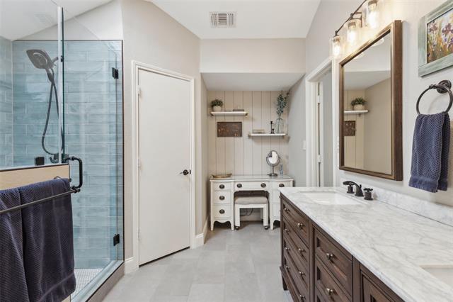 Building Photo - 4501 Hartford Dr