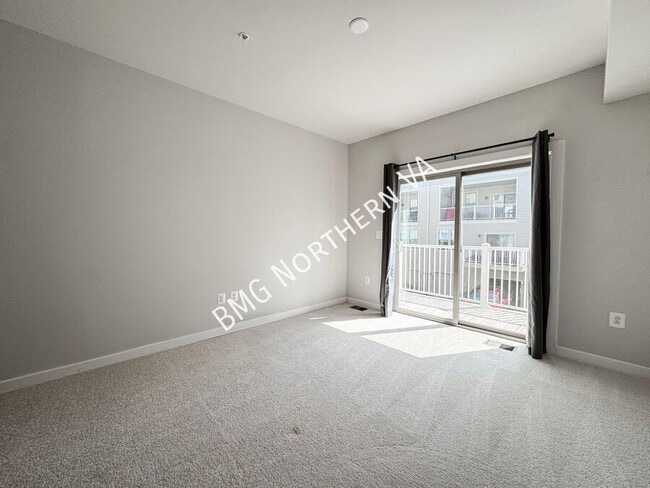 Building Photo - 206 Park Central Ter