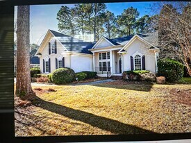 Building Photo - 200 Big Leaf Cir