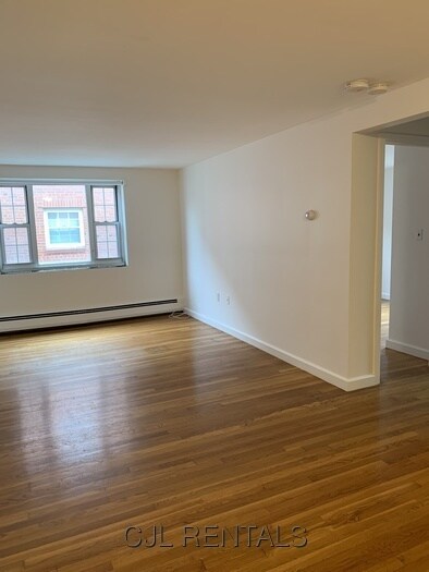 Building Photo - 19 N Union St