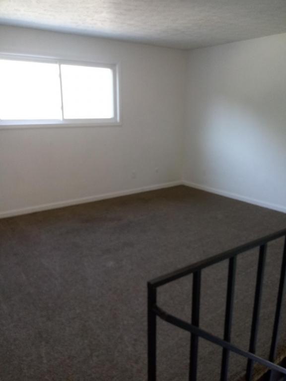 1111 A Hollander Street Newark Ohio 1111 Hollander St Newark OH 43055